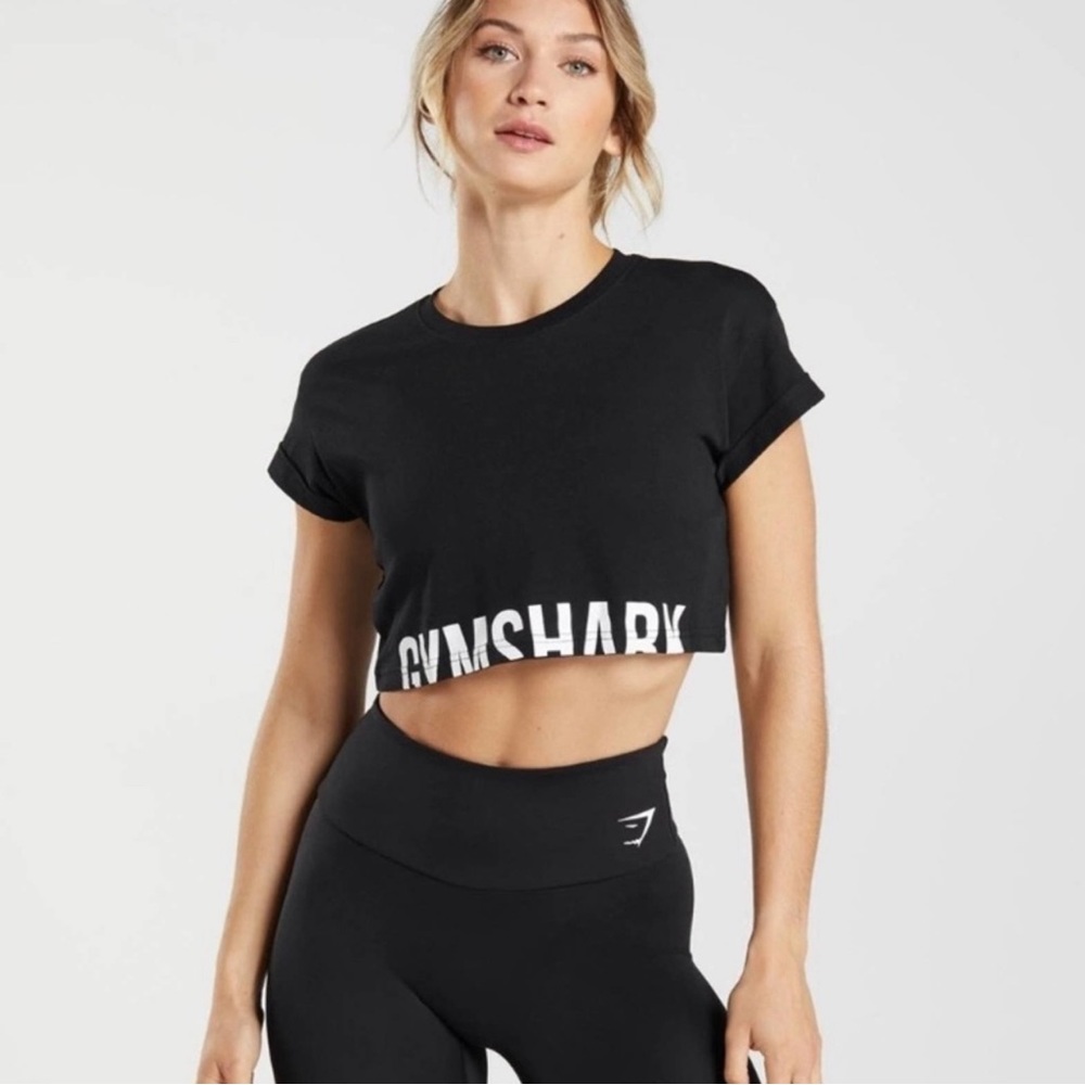 Gymshark fraction crop top size large